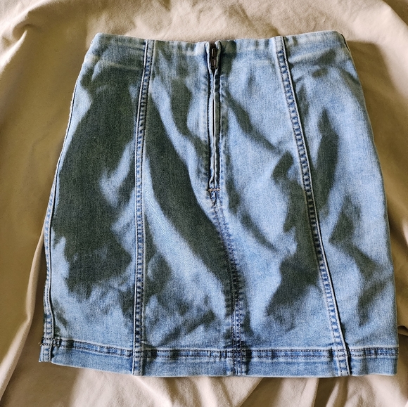 Y2k inspired Free People denim skirt - Picture 2 of 5
